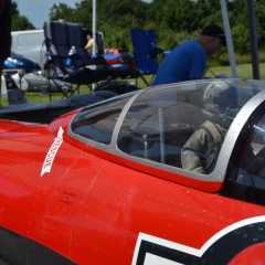 01-hobbyHangar-cockpit