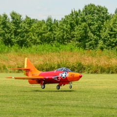 01-hobbyHangar-f9f-final