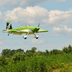 01-hobbyHangar-rv8-approach